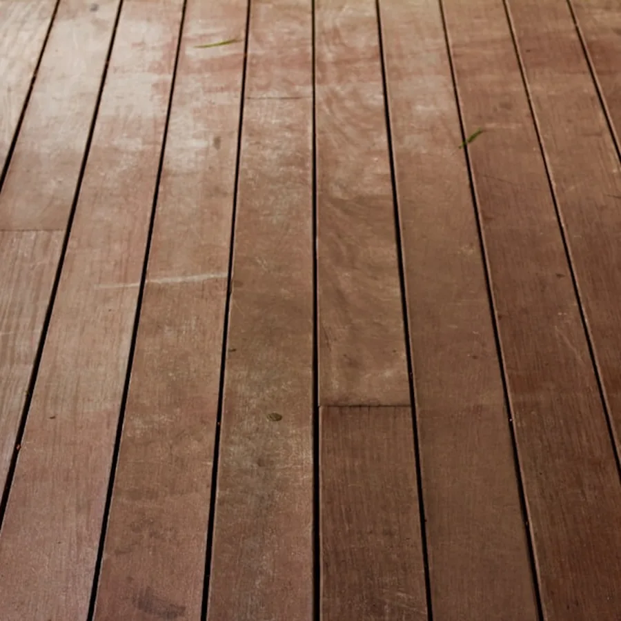 Wide brown boards running away